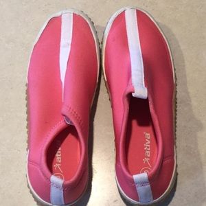 NEW Water/Beach Shoes
